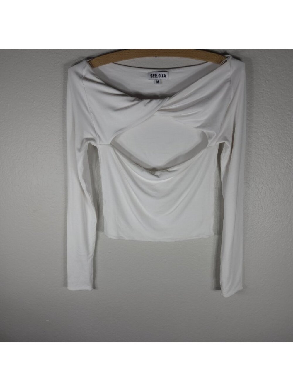 SER.O.YA White Ellis Long Sleeve Top Size M Cut Out Twist Front Chest
